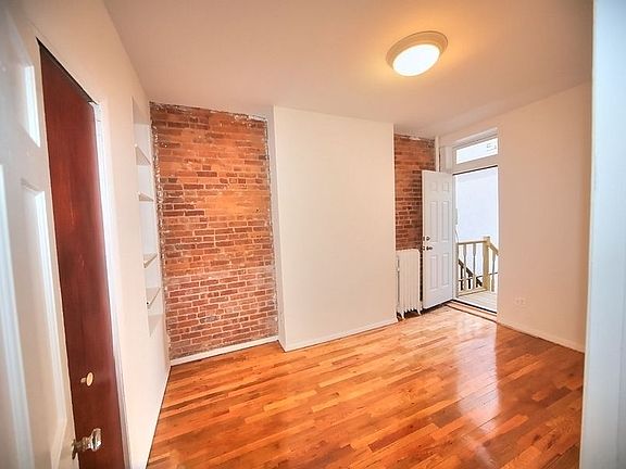 2nd image of 495 12th St APT 2