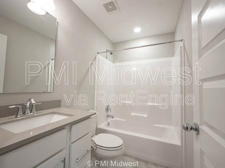 7278 Zanesville Rd — Photo 39