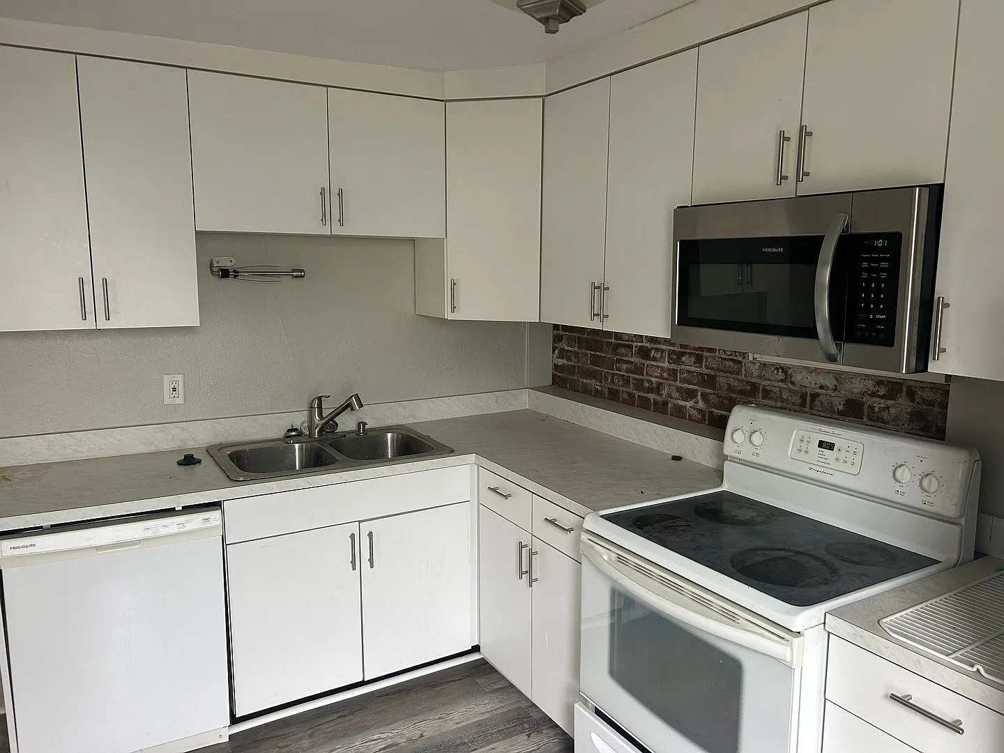 1006 Runnion Avenue — Photo 2