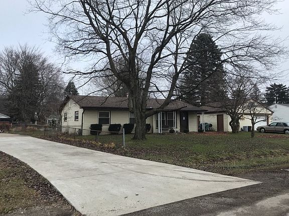 3rd image of 8979 Buerk Dr