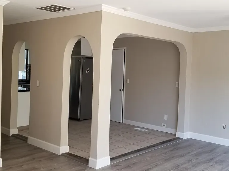 236 Crestview Dr — Photo 10