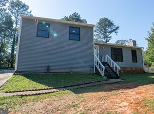 686 Ludlow Ln, Lawrenceville, GA 30044