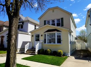 87-27 254th St, Bellerose, NY 11426