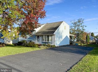 179 Delmont Ave, Warminster, PA 18974