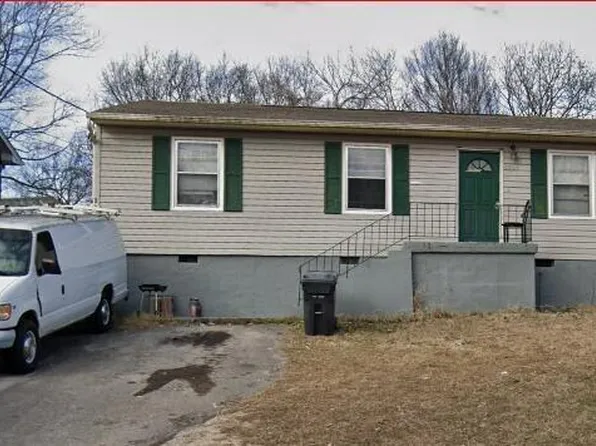 3839 Skyline Dr, Knoxville, TN 37914
