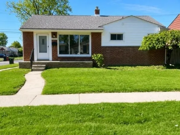 18040 Marquette St, Roseville, MI 48066