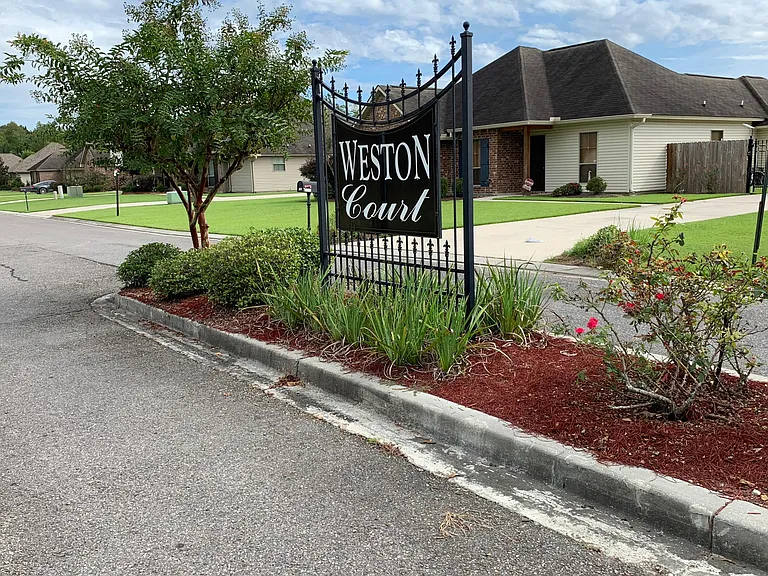 16025 Weston Court Dr — Photo 2