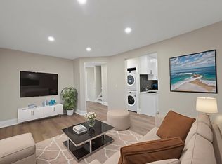51 Stirton St #3, Hamilton, ON L8L6E7