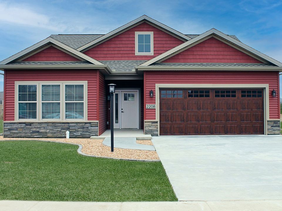 1st image of 2805 Boulder Dr #2208