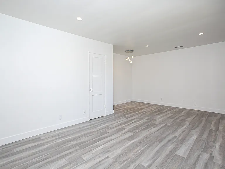1321 Oak St #G — Photo 2