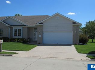 5201 Pony Hill Ct, Lincoln, NE 68516