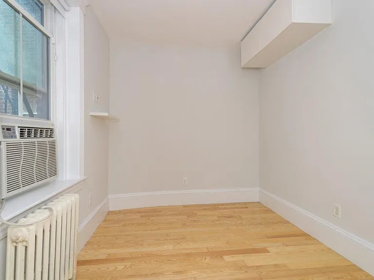 85 Myrtle St #2 — Photo 5