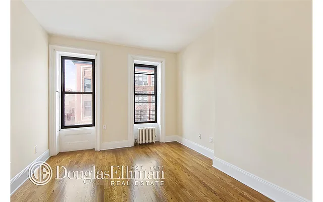 Sold by Douglas Elliman | media 20