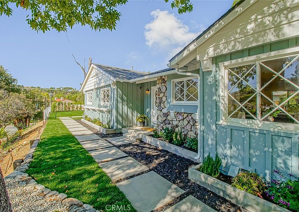 1st image of 9851 Shadow Island Dr