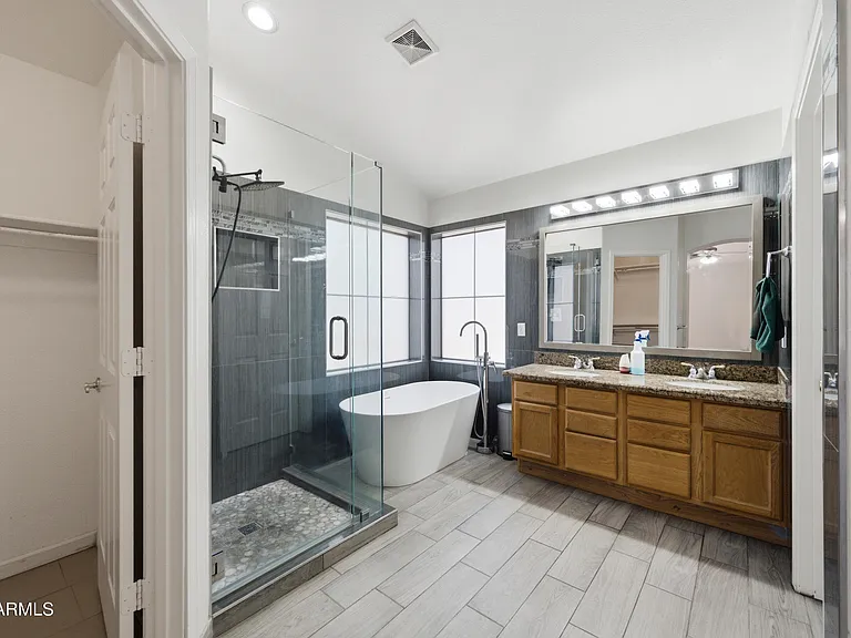 3358 E Park Ave — Photo 20