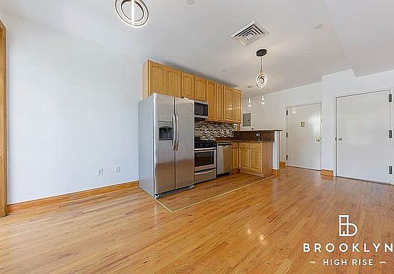 4th image of 187 17th St #2B
