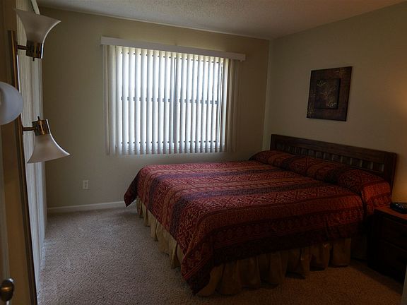 1st Bedroom with King-Size Bed