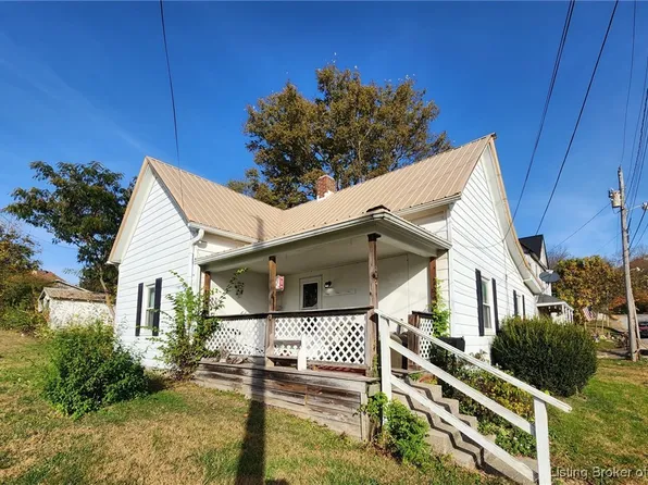 315 NE 1st Street, Paoli, IN 47454