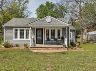 444 N Elm St, Jenks, OK 74037