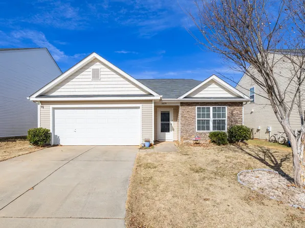 3879 Foliage Dr, Winston Salem, NC 27101