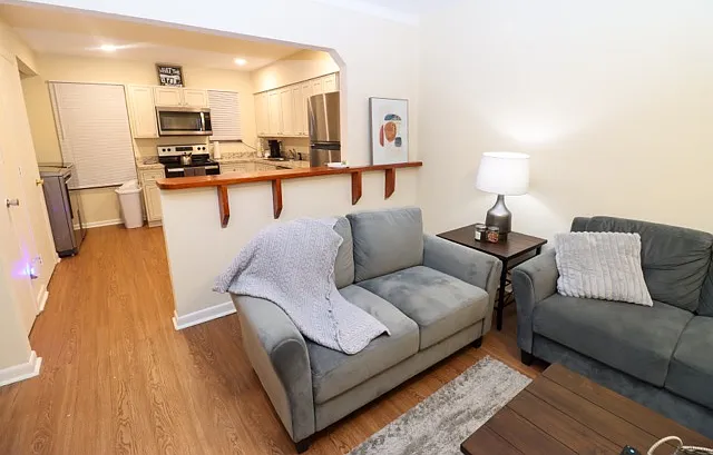 Greenbriar Garden Homes — Photo 12