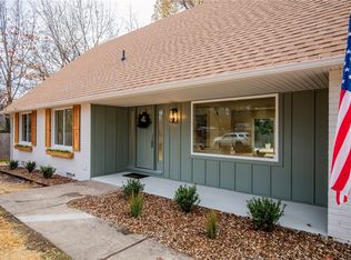 2950 N Sheryl Ave, Fayetteville, AR 72703