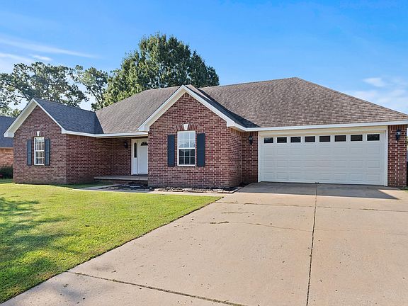 3rd image of 411 Craig Dr