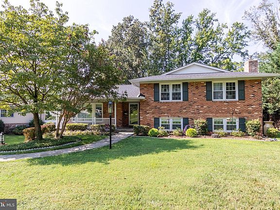 2nd image of 8002 Garlot Dr