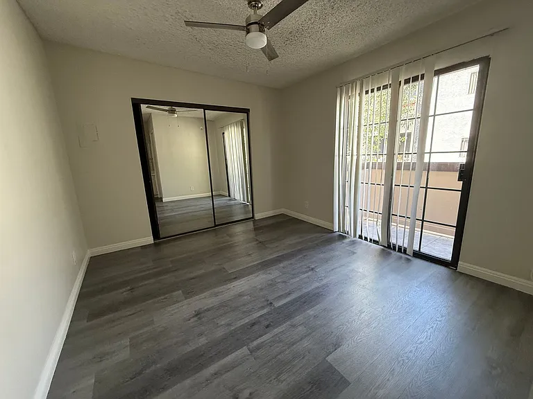 Lassen Carriage House LLC — Photo 24