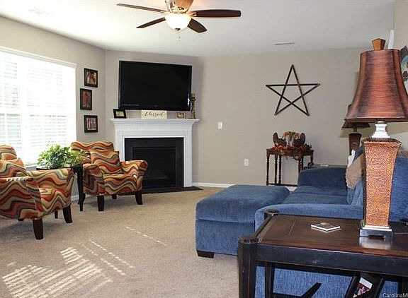 2nd image of 4827 Manchineel Ln #164