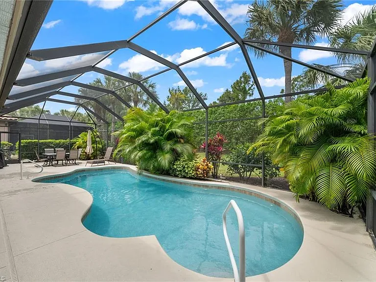 8888 Mustang Island Cir — Photo 16