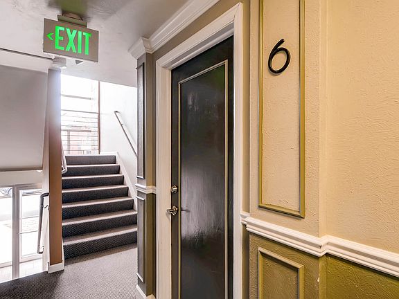 4th image of 1435 N Elizabeth St APT 6