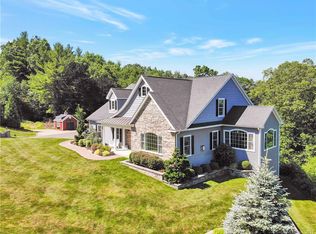 24 Crystal Ridge Dr, Ellington, CT 06029