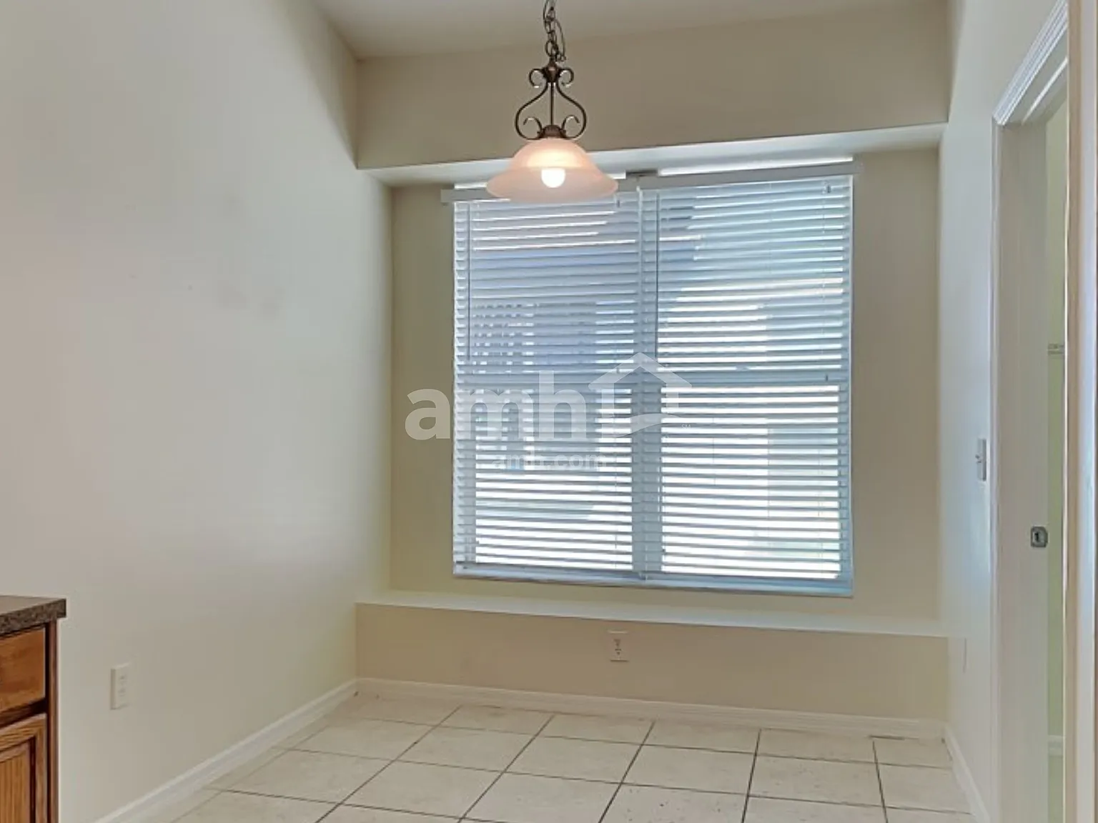 4 bed, 2.0 bath, 2060 sqft, $2,600 — Photo 4