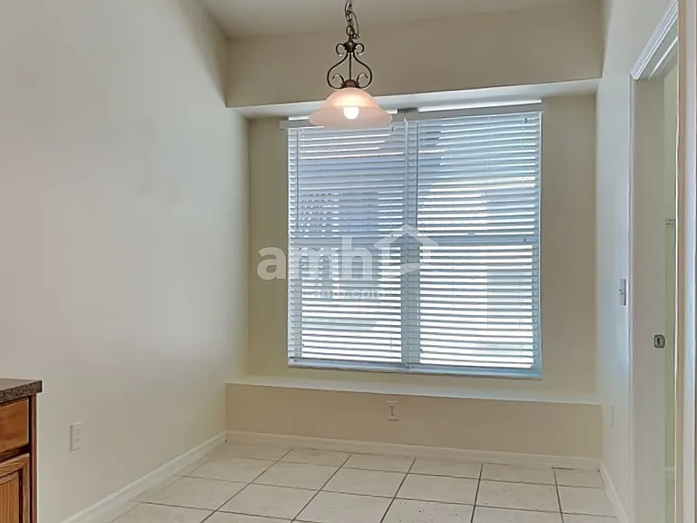 4553 Marchmont Blvd — Photo 4