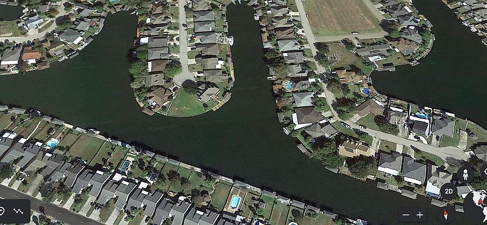 2nd image of 125 Chimaera Ln