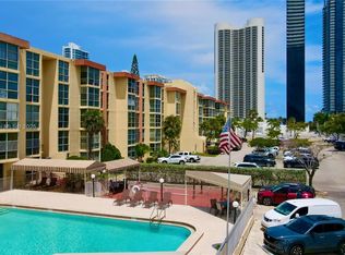 200 172nd St APT 114, Sunny Isles Beach, FL 33160