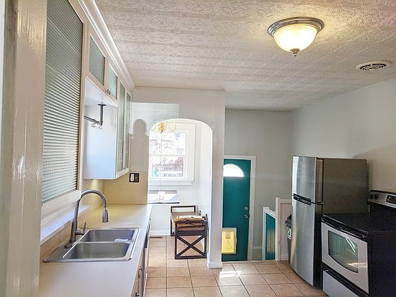 3rd image of 164 E Herbert Ave
