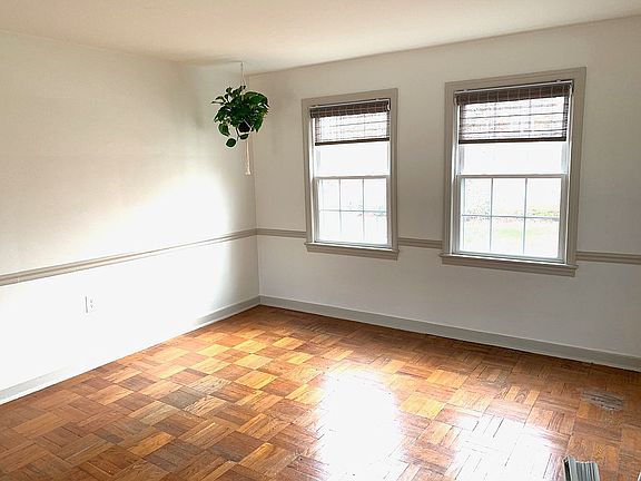 4th image of 6612 10th St Unit B2