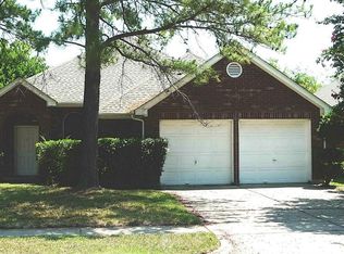 5110 E Pagewick Dr, Houston, TX 77041