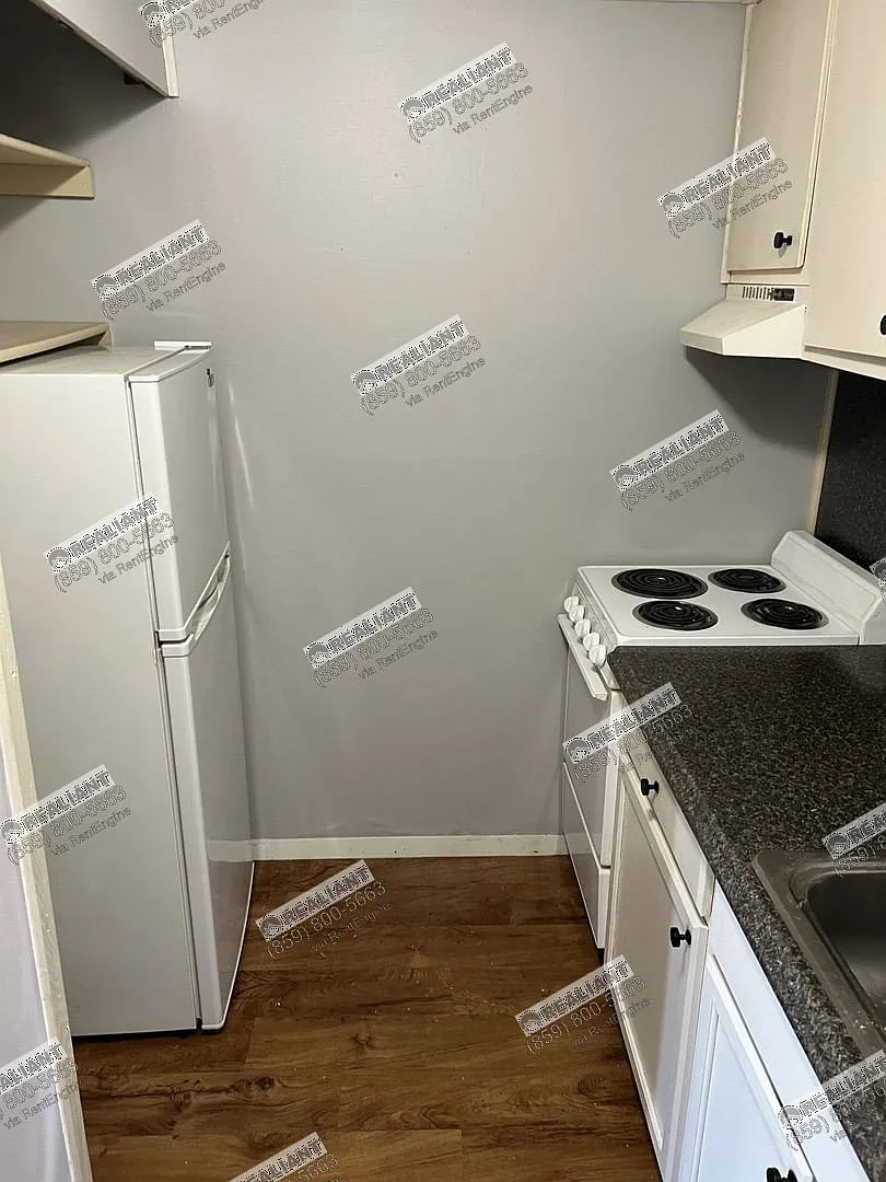 Studio, 1.0 bath, 288 sqft, $945 — Photo 4