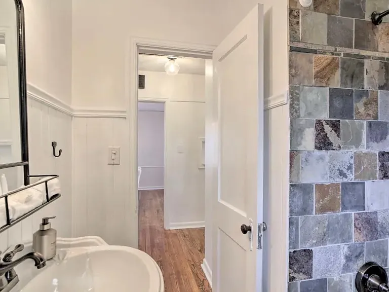 3348 E 6th St — Photo 15