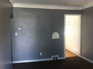 4th image of 13060 Georgiana Ave