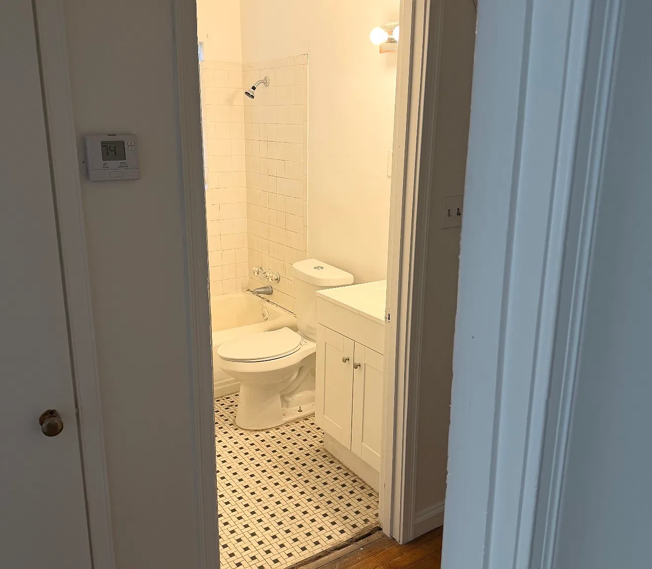 2 bed, 925 sqft, $1,433 — Photo 4