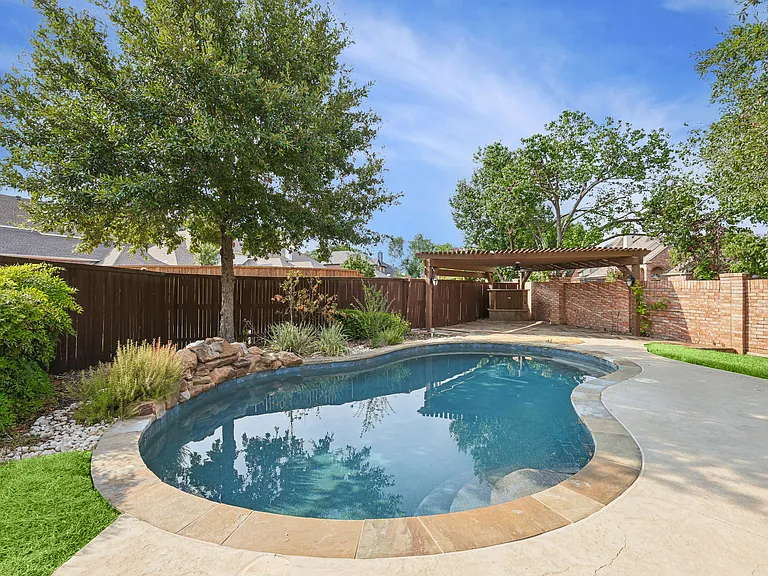 6043 Fieldstone Dr — Photo 31