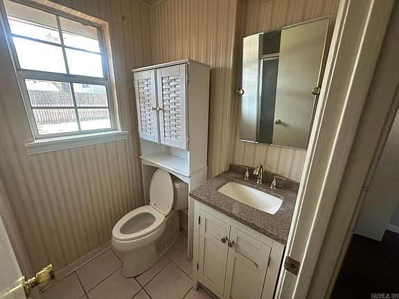 17th image of 6109 Indian Hills Dr