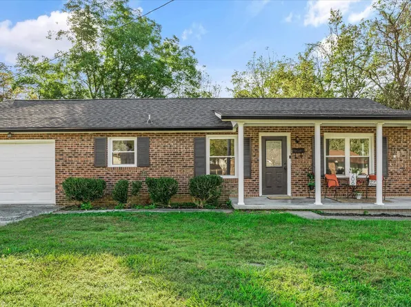 206 Bunker Ln, Oak Ridge, TN 37830