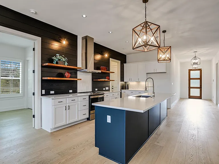 935 Wesley Ridge Dr — Photo 13