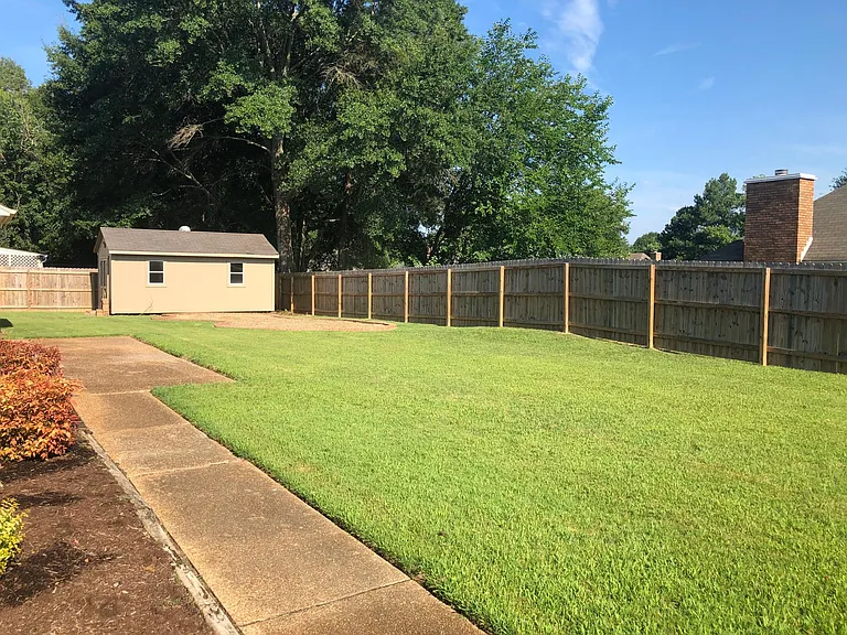 8358 Trinity Rd — Photo 3