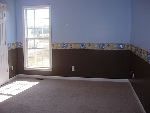 4th image of 11 Southgate Dr